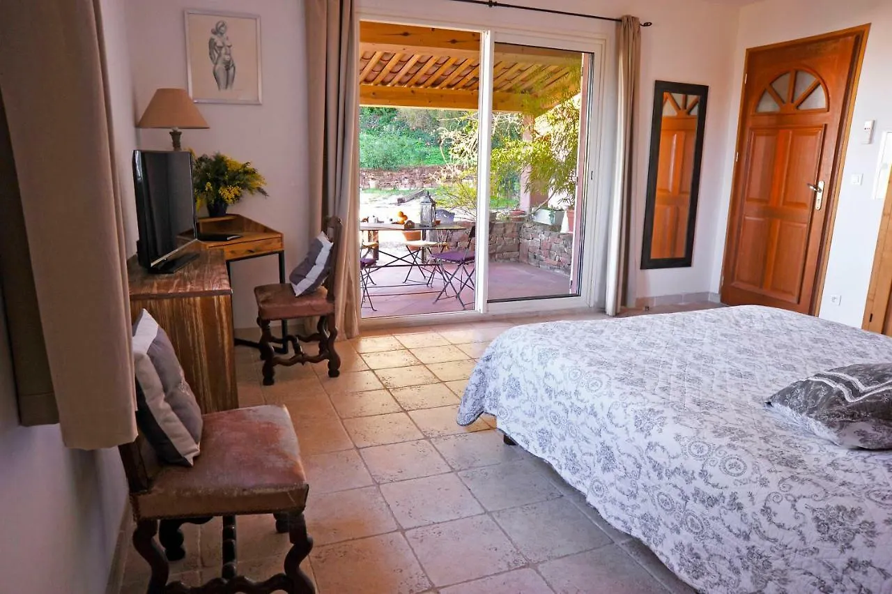 Bed And Breakfast La Maison De Nathalie Les Mayons 3*,  Frankrig