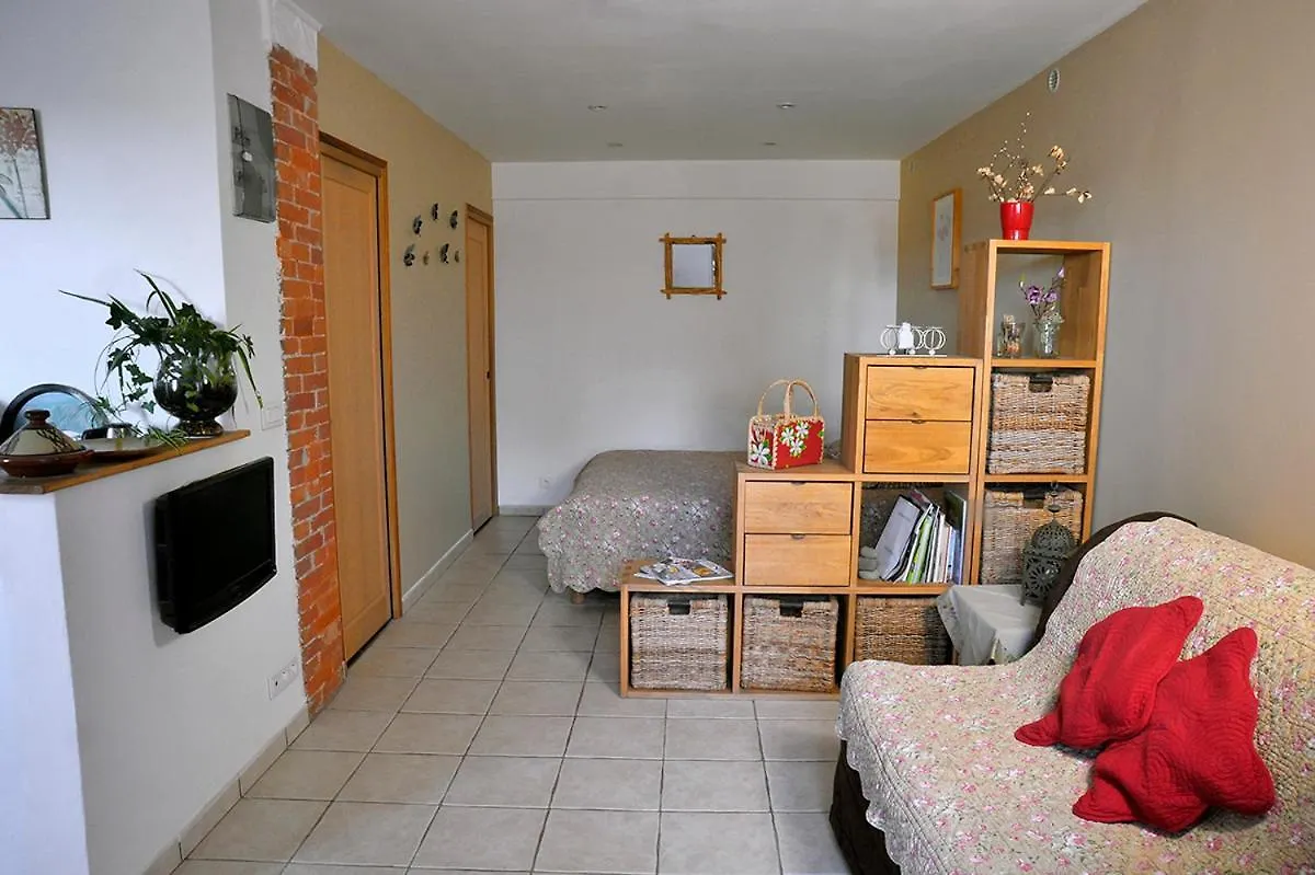 Bed And Breakfast La Maison De Nathalie Les Mayons France