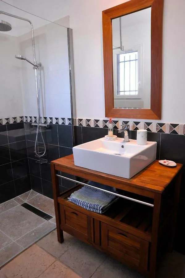 Bed And Breakfast La Maison De Nathalie Les Mayons France